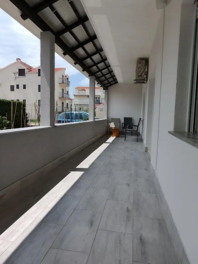 Apartment Rosemary Kastela
